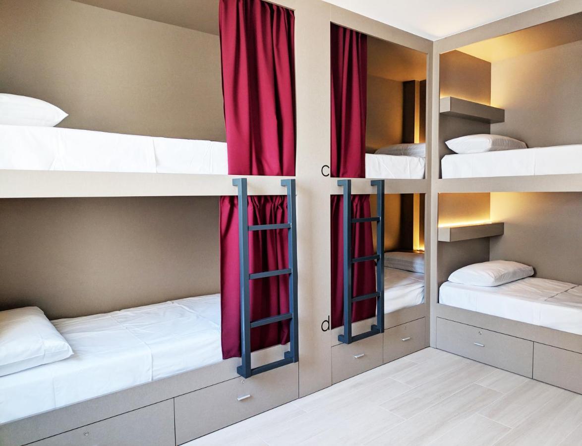 Broz Hostel Granada Ruang foto
