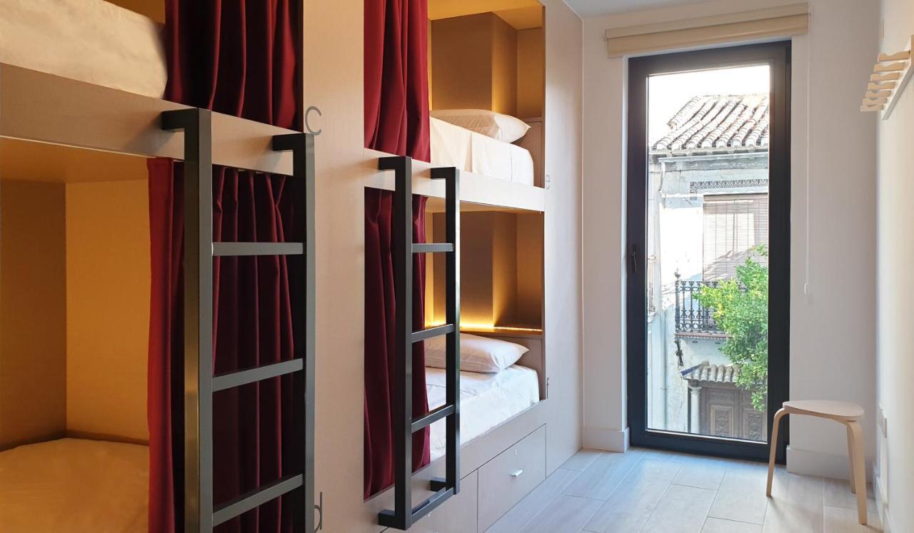 Broz Hostel Granada Bagian luar foto