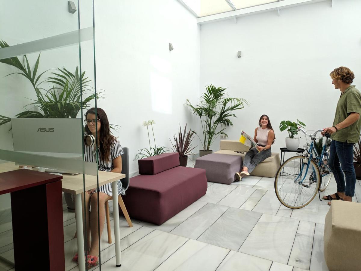 Broz Hostel Granada Bagian luar foto