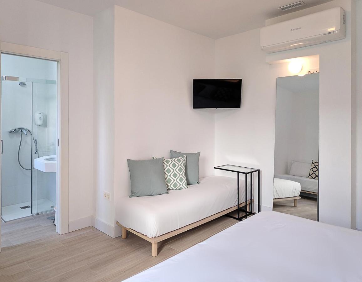 Broz Hostel Granada Bagian luar foto